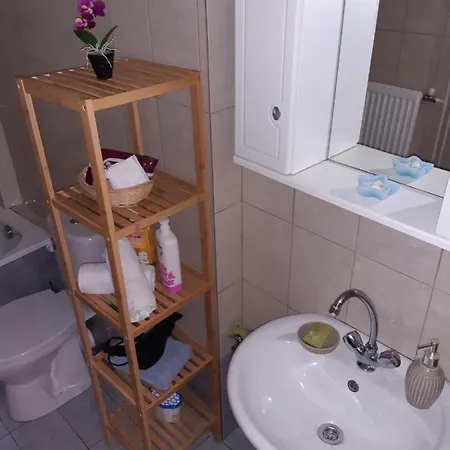 M&t Apartment